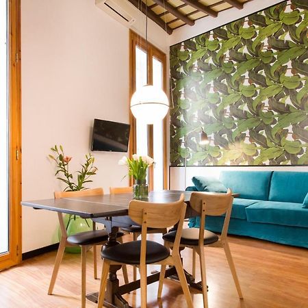 Trasteverehome - Central Monserrato House With Balcony Рим Екстер'єр фото