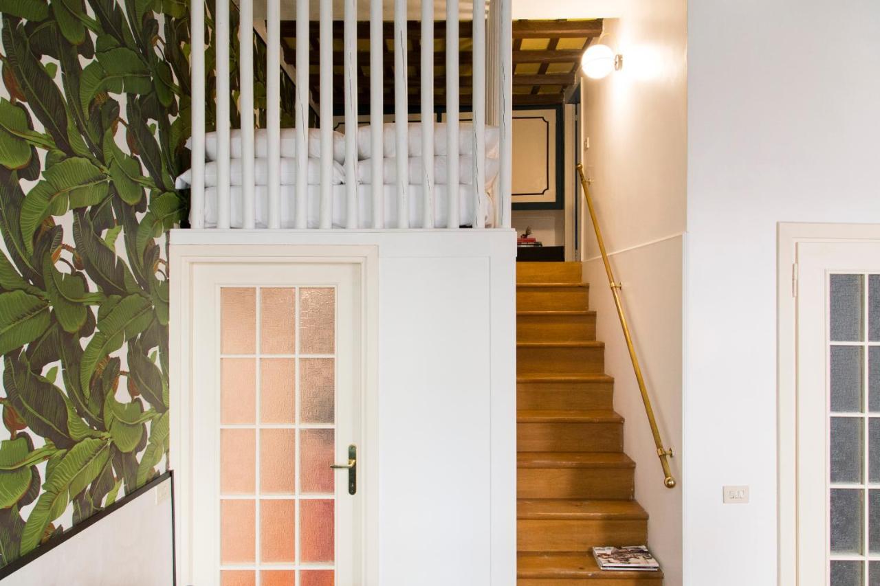 Trasteverehome - Central Monserrato House With Balcony Рим Екстер'єр фото